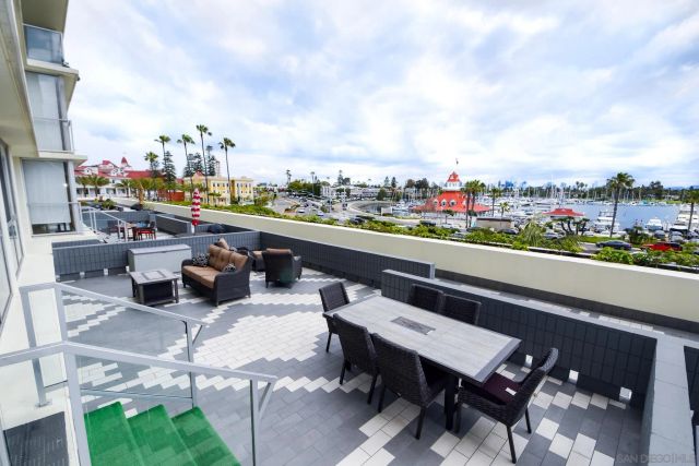 1710 Avenida Del Mundo 105, Coronado, CA 92118