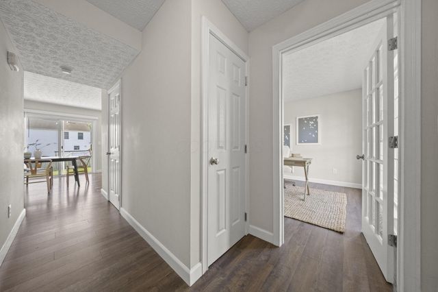 6987 Granite Falls Drive, Blacklick, OH 43004