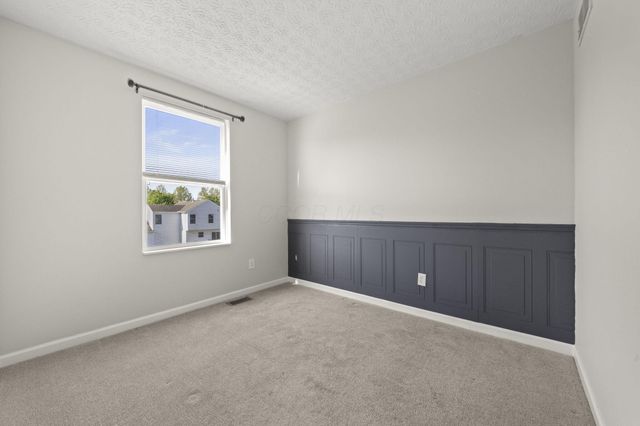 6987 Granite Falls Drive, Blacklick, OH 43004