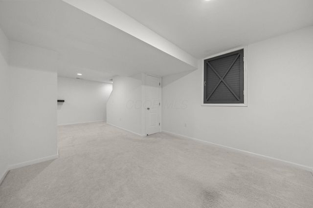 6987 Granite Falls Drive, Blacklick, OH 43004