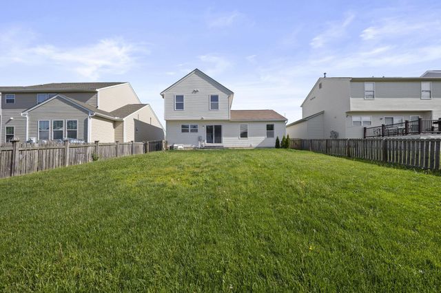 6987 Granite Falls Drive, Blacklick, OH 43004