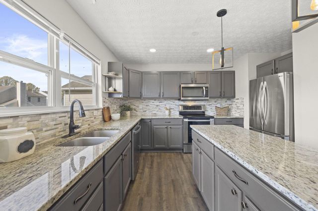 6987 Granite Falls Drive, Blacklick, OH 43004