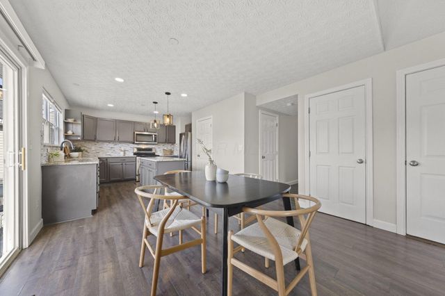 6987 Granite Falls Drive, Blacklick, OH 43004
