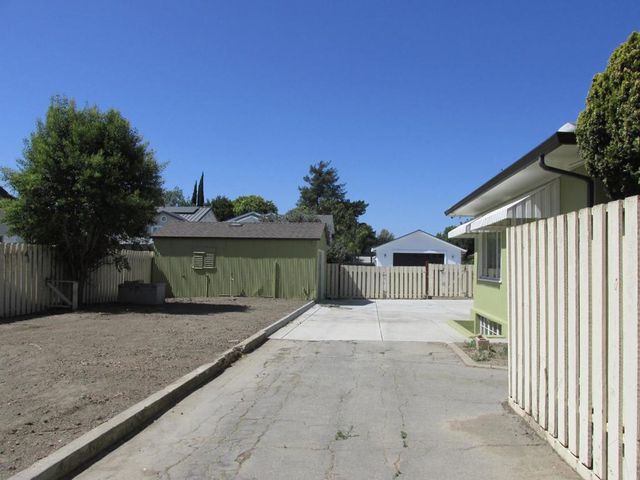 1610 Cienega Road, Hollister, CA 95023