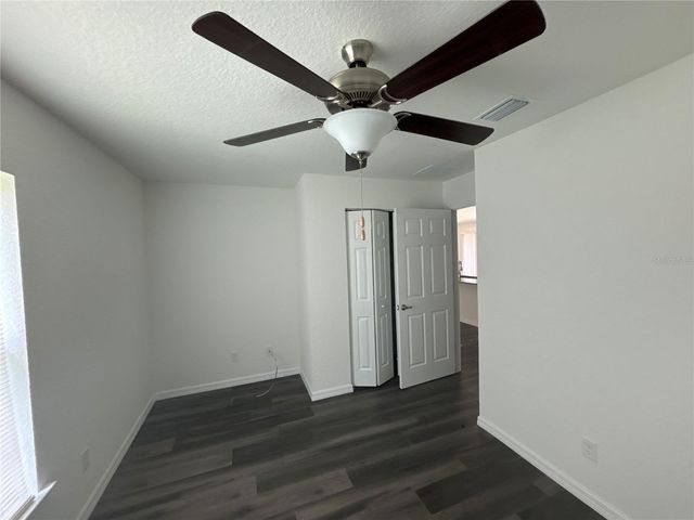 9 MALAUKA LOOP LANE, Ocklawaha, FL 32179