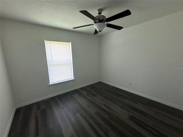 9 MALAUKA LOOP LANE, Ocklawaha, FL 32179