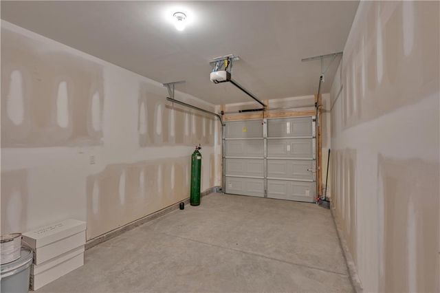 109 Village Green Drive 169, Adairsville, GA 30103