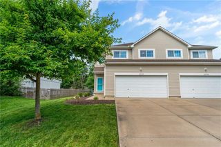 18528 Cherry Court, Gardner, KS 66030