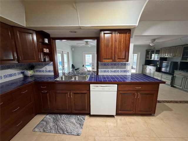 1500 CREST DRIVE, Englewood, FL 34223