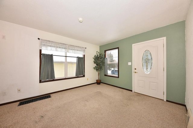 560 W Chestnut STREET, Port Washington, WI 53074