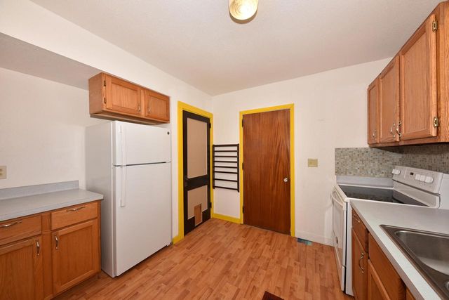 560 W Chestnut STREET, Port Washington, WI 53074