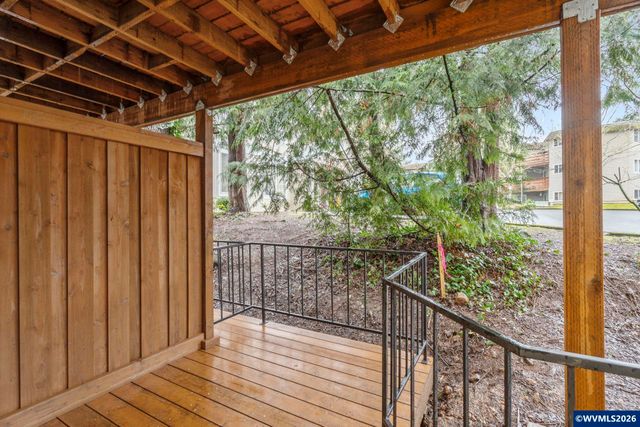 401 Madrona, Apt 3 Av SE, Salem, OR 97302