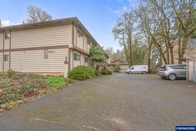 401 Madrona, Apt 3 Av SE, Salem, OR 97302