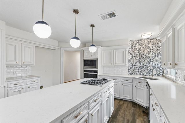 17902 Fernbluff Drive, Spring, TX 77379