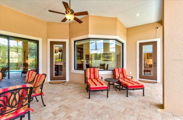 26301 AVENIDA LAS COLINAS, Howey In The Hills, FL 34737