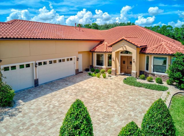 26301 AVENIDA LAS COLINAS, Howey In The Hills, FL 34737