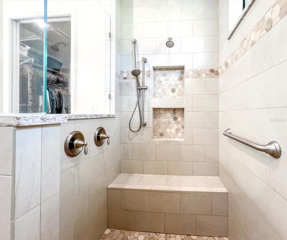 26301 AVENIDA LAS COLINAS, Howey In The Hills, FL 34737