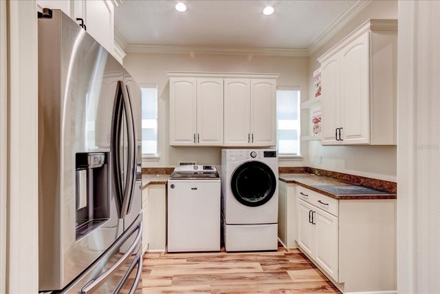 26301 AVENIDA LAS COLINAS, Howey In The Hills, FL 34737