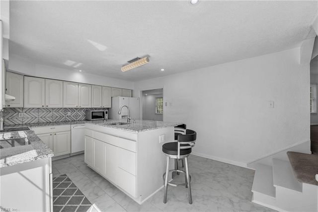 6704 Mill Creek DR, Zuni, VA 23898