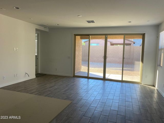 1651 W Paseo Way, Phoenix, AZ 85041