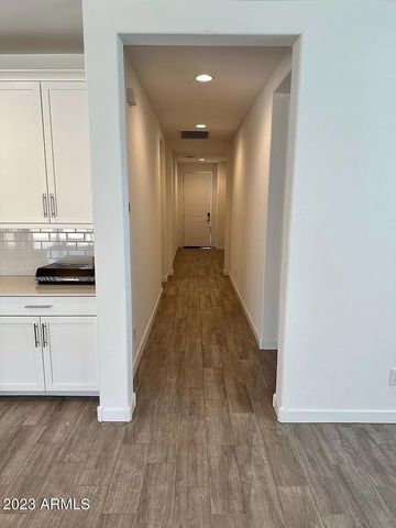1651 W Paseo Way, Phoenix, AZ 85041
