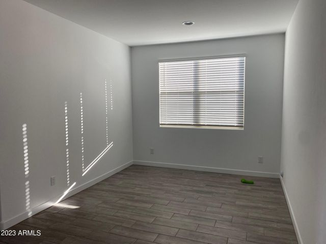 1651 W Paseo Way, Phoenix, AZ 85041