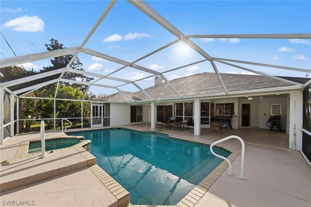 4724 Riverside DR, Estero, FL 33928