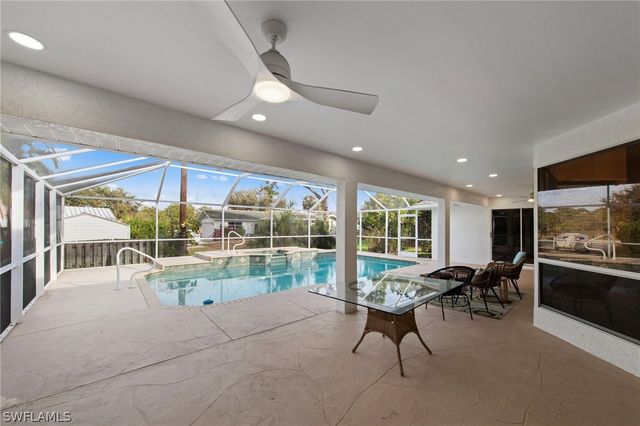 4724 Riverside DR, Estero, FL 33928