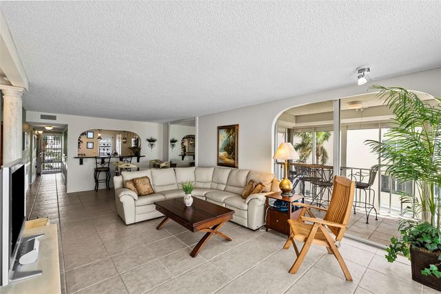 6060 SHORE BOULEVARD S 200, Gulfport, FL 33707