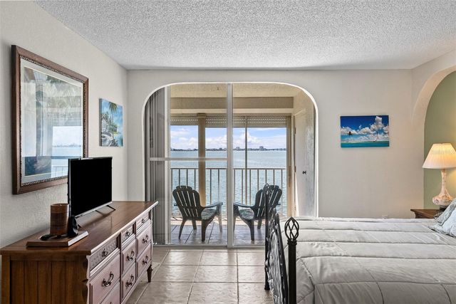 6060 SHORE BOULEVARD S 200, Gulfport, FL 33707