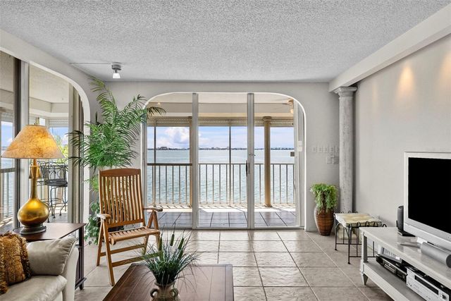 6060 SHORE BOULEVARD S 200, Gulfport, FL 33707