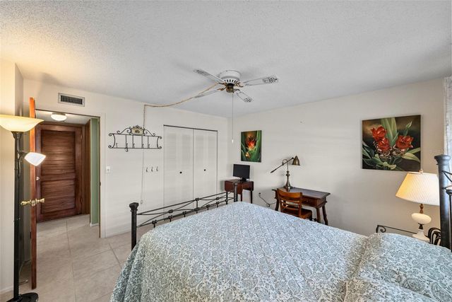 6060 SHORE BOULEVARD S 200, Gulfport, FL 33707