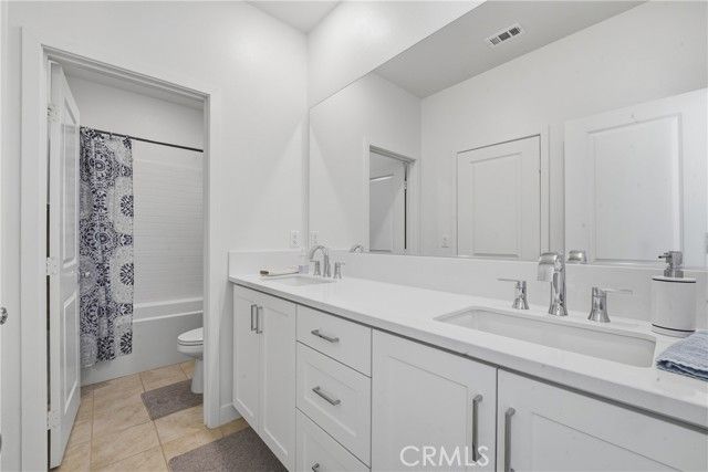 1040 N Anaheim 1, Anaheim, CA 92801