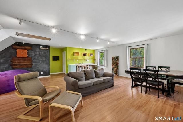 13 Aunt Pattys Lane West, Bethel, CT 06801