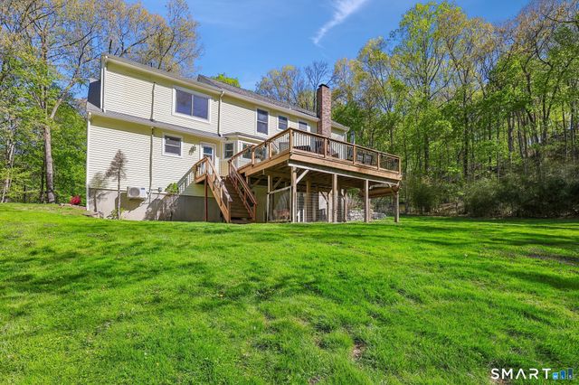 13 Aunt Pattys Lane West, Bethel, CT 06801