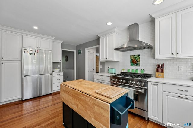 13 Aunt Pattys Lane West, Bethel, CT 06801