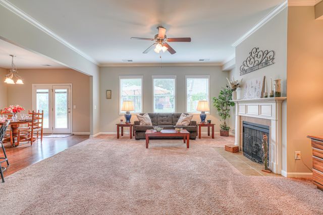 5028 General Eisenhower Dr, Murfreesboro, TN 37129