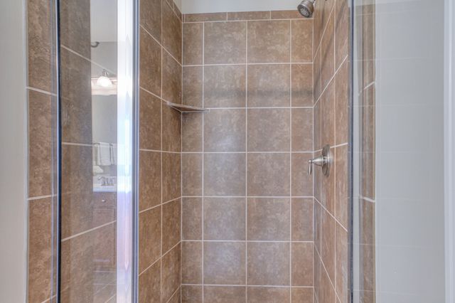 5028 General Eisenhower Dr, Murfreesboro, TN 37129