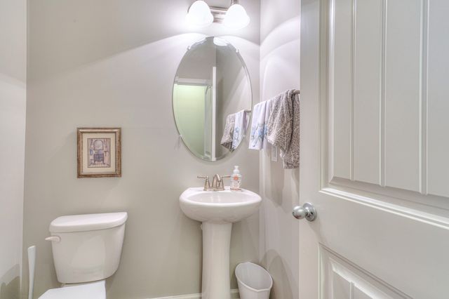 5028 General Eisenhower Dr, Murfreesboro, TN 37129