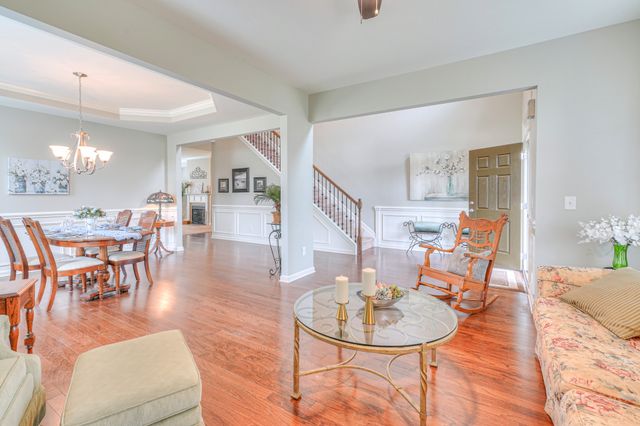 5028 General Eisenhower Dr, Murfreesboro, TN 37129