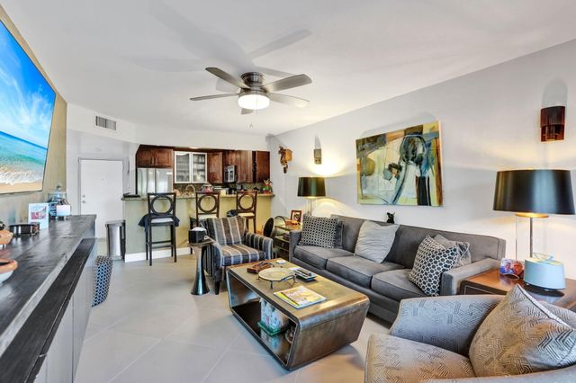 3000 NE 5TH Terrace 102-A, Wilton Manors, FL 33334