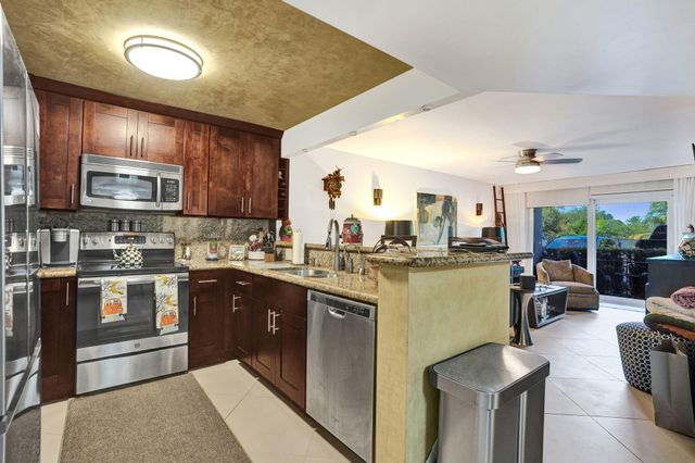 3000 NE 5TH Terrace 102-A, Wilton Manors, FL 33334