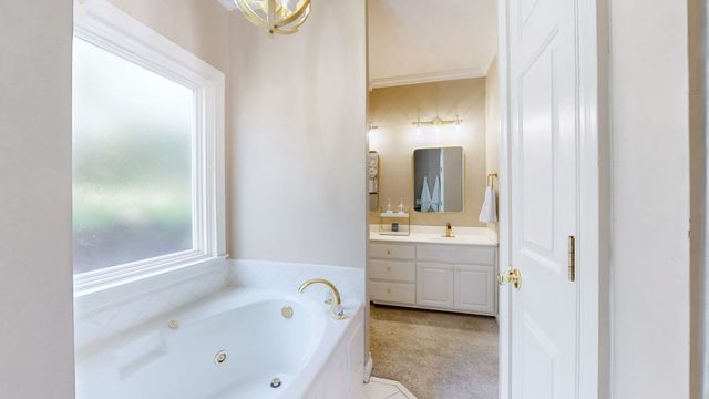 508 Redstone Dr, Gallatin, TN 37066
