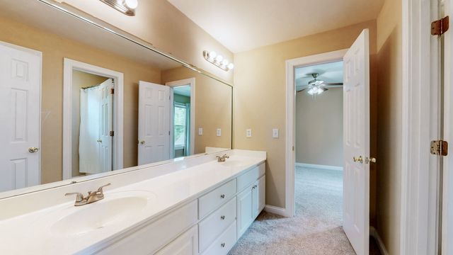 508 Redstone Dr, Gallatin, TN 37066