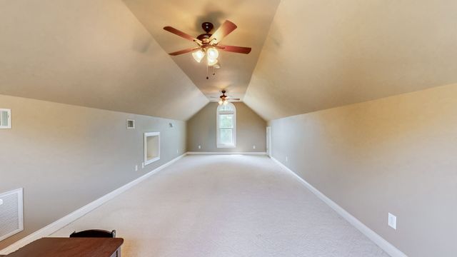 508 Redstone Dr, Gallatin, TN 37066