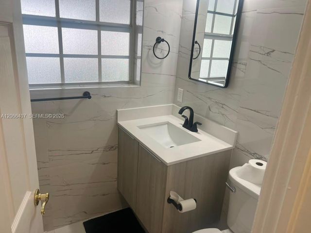 701 N 14th Avenue, Hollywood, FL 33020