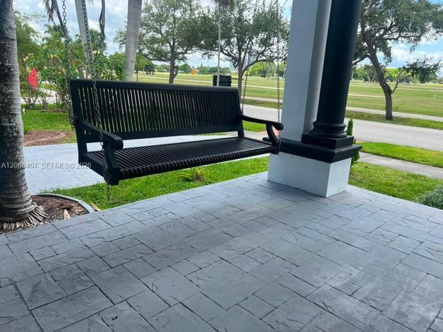 701 N 14th Avenue, Hollywood, FL 33020