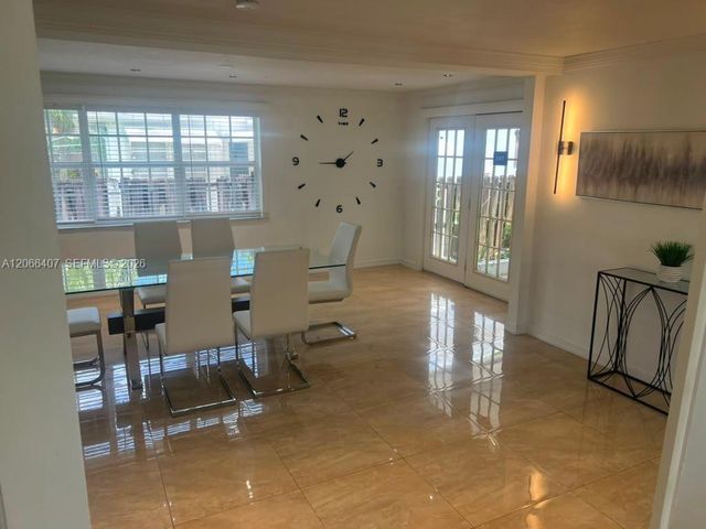 701 N 14th Avenue, Hollywood, FL 33020