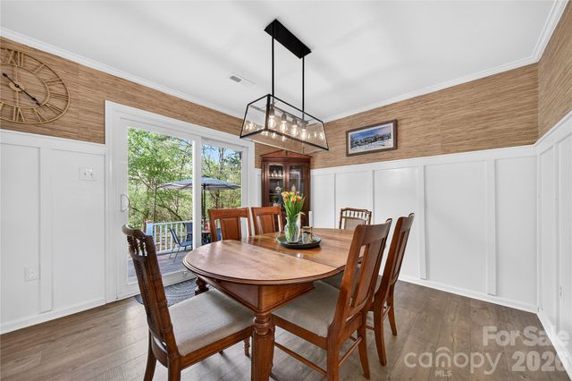 8844 Kirchenbaum Drive, Charlotte, NC 28210