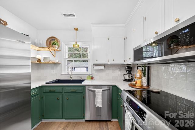 8844 Kirchenbaum Drive, Charlotte, NC 28210